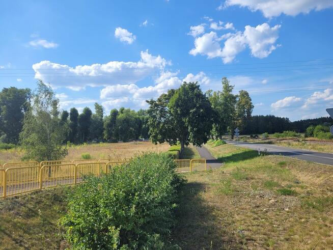 Motel z automatyczną recepcją i lokalem gastronomicznym