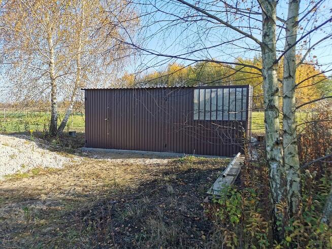 Wynajmę działkę 600m2 lub więcej z garażem
