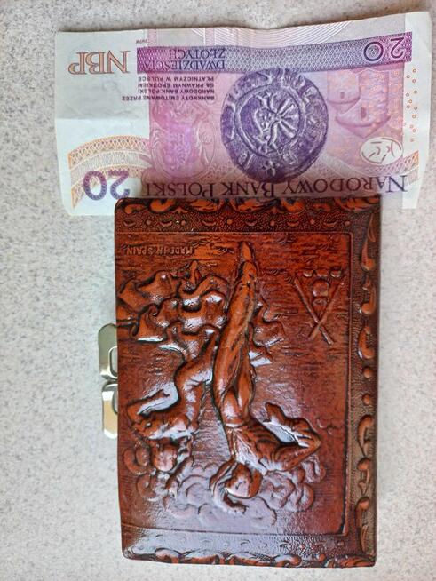 SKÓRZANA PORTMONETKA