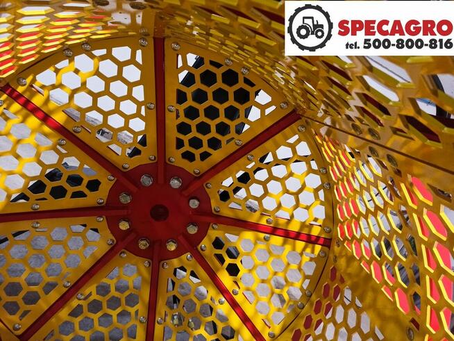 Łyżka przesiewająca ziemię , gruz , torf !