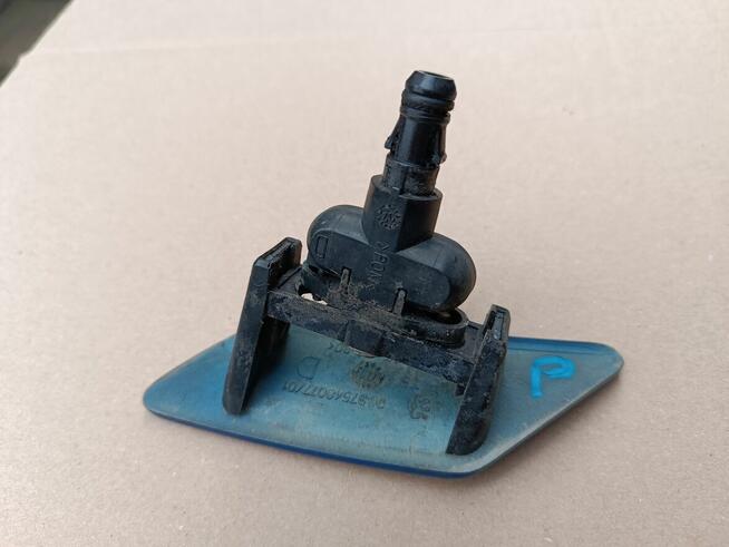 Peugeot 307 dysza zaślepka spryskiwacza lamp KMFD lewa prawa