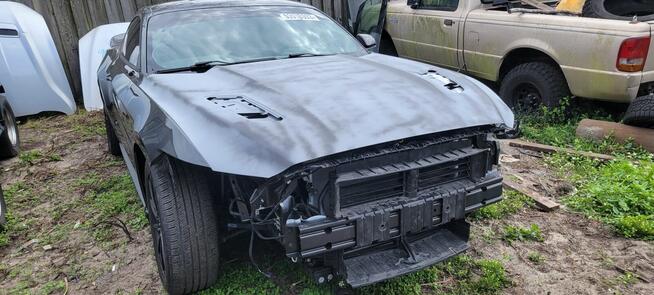 Challenger , Mustang , Camaro, Jeep Wrangler czesci USA