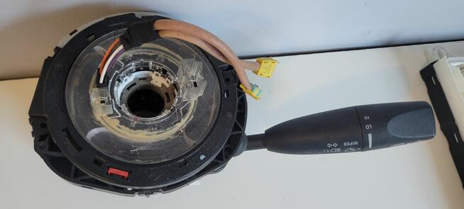 Dodge Challenger Parts czesci do dodga i forda z USA