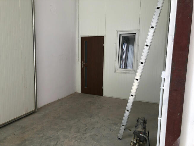 Obiekt magazynowo biurowy przy ul. Poznańskiej