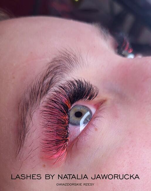 Stylizacja rzęs i brwi