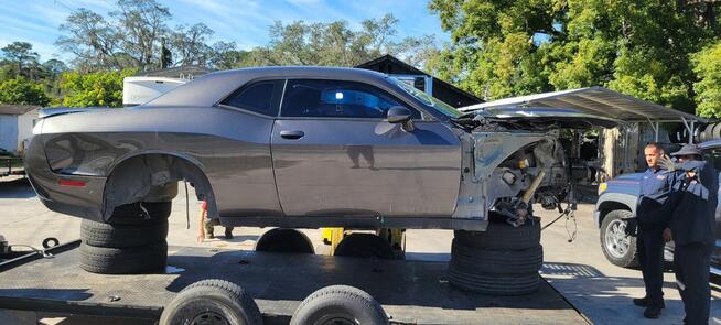 Challenger , Mustang , Camaro, Jeep Wrangler czesci USA