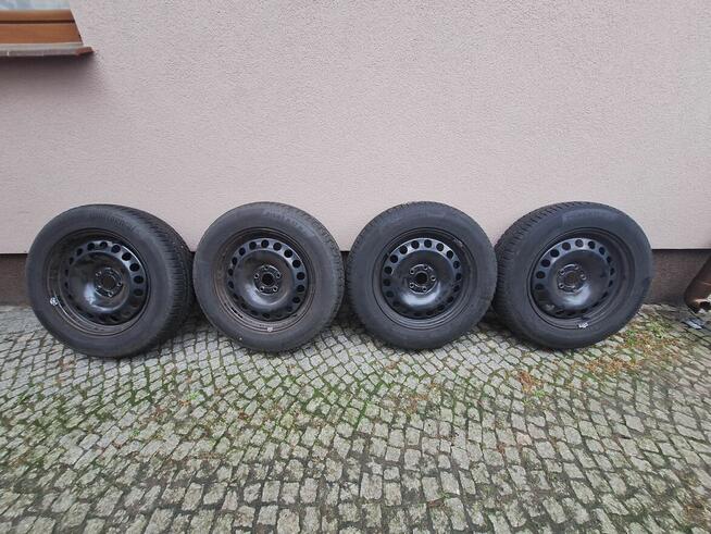 Koła zimowe 215/65/17 Audi , VW , Seat , Skoda