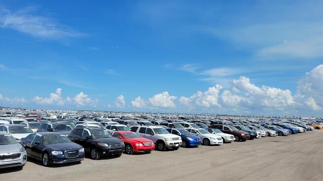 Auta z USA kontakt bezposredni szybkie terminy wysylek