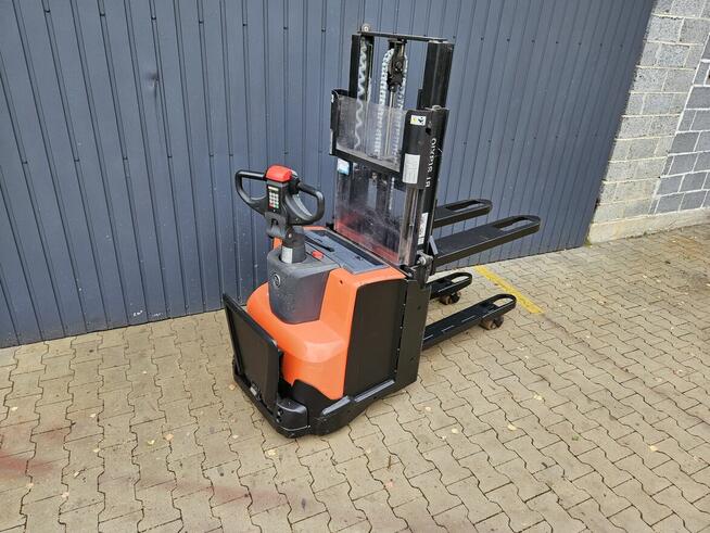 10szt Toyota SWE 200d 2018r niski maszt paleciak elektryczny