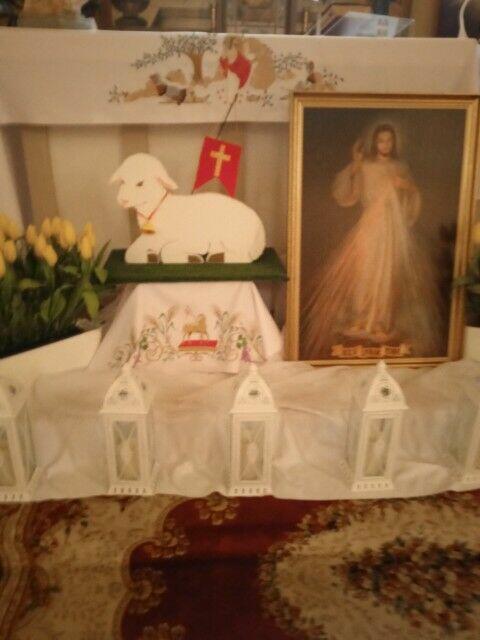 Baranek wielkanocny dekoracja kościół Wielkanoc