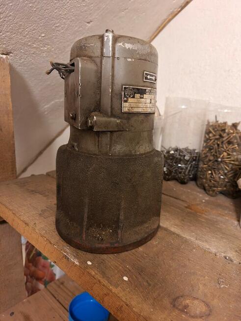 pompa do tokarki TYP. CON2 PO