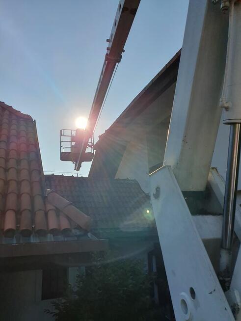 Podnośnik koszowy Zwyżka Usługi Wynajem 20m