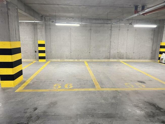 WYNAJĘ PARKING KRAKÓW ul .Vetulaniego 5C