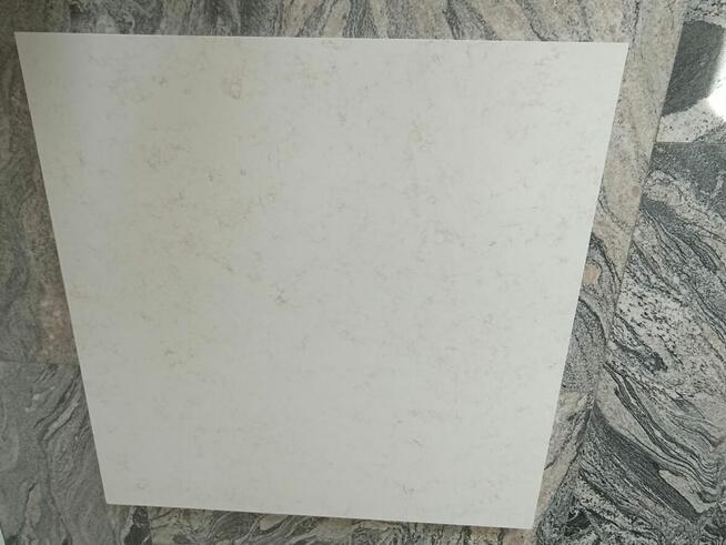 Konglomerat kwarcowy BIANCO AURELIO 60x60x1,2 poler