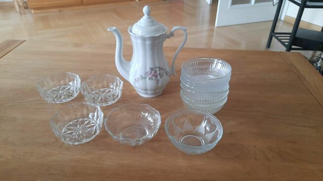 Dzbanek Wałbrzych i miseczki /salaterki PRL