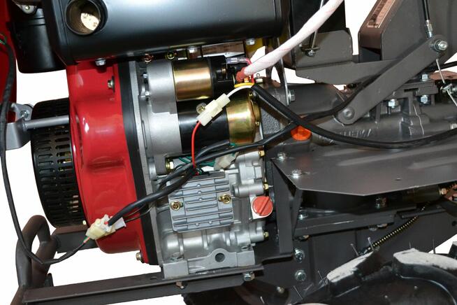 CIĄGNIK JEDNOOSIOWY WM1100BE-6 DIF, 9KM diesel, elek. MASKA