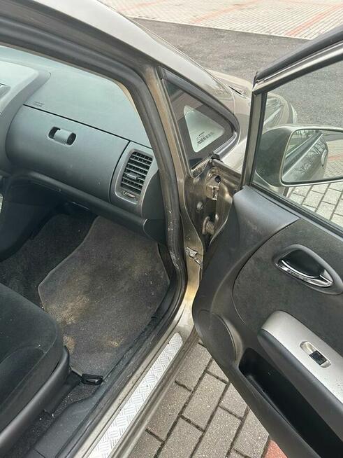 Honda City 1.4 benzyna gaz. 2007. Komplet opon zimowych