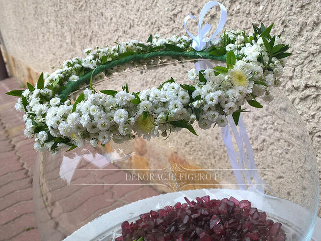 Wianki i bukieciki komunijne z żywych kwiatów Łódź i okolice