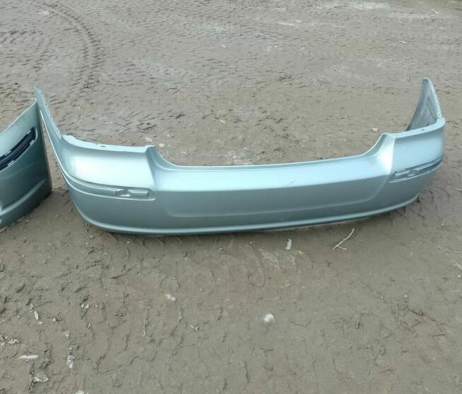 Zderzak (tył) Toyota Avensis T25