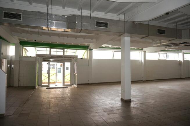 Do wynajęcia magazyn z rampą