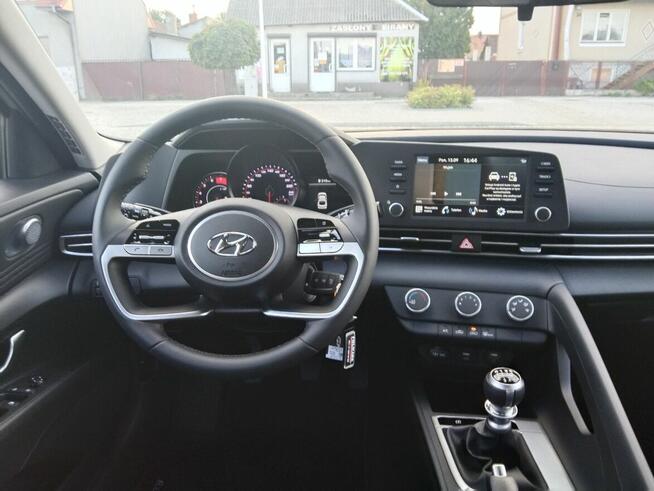 Wynajem aut, samochodu, wypożyczalnia