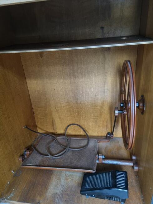 Maszyna do szycia sprawna