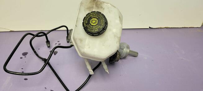 Dodge challenger , Mustang czesci