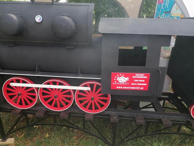 Wynajmę wraz z miejscem Przyczepa gastronomiczna lody gofry