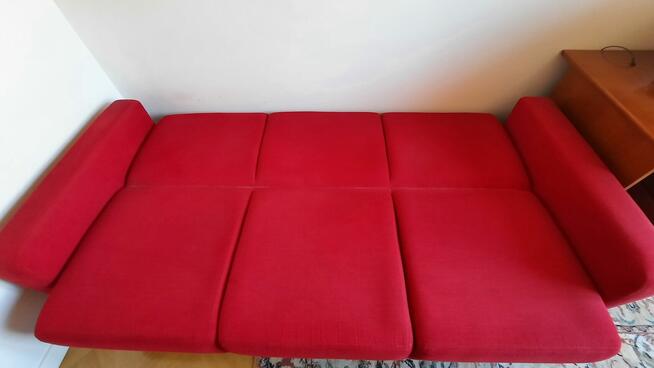 Kanapa rozkładana koloru czerwonego