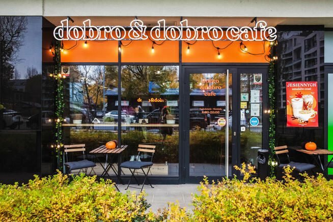 Neonowe szyldy zewnętrzne