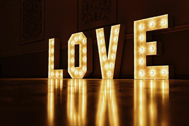 DJ wodzirej konferansjer na wesele i poprawiny