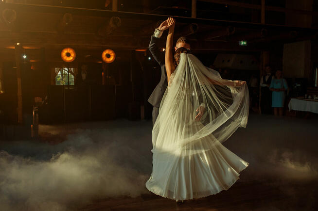 DJ wodzirej konferansjer na wesele i poprawiny