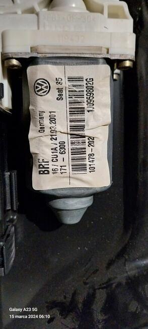 silniczek szyby przedni prawy 1J0959802G seat