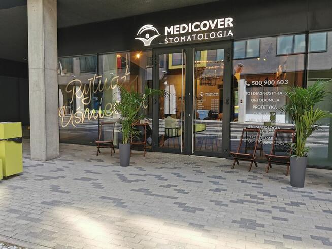 Neonowe szyldy zewnętrzne