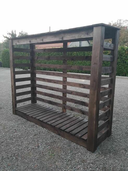 Drewutnia duża pokryta gontem 300 x 90 x 180 cm 4,8 m3