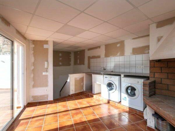 HISZPANIA - COSTA BLANCA - KAMIENICA Z GARAŻEM -