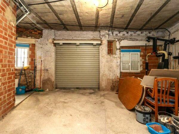 HISZPANIA - COSTA BLANCA - KAMIENICA Z GARAŻEM -