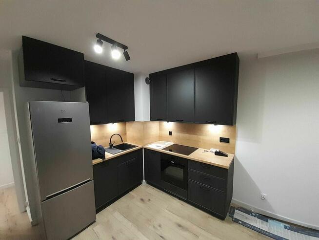 Montaż mebli kuchennych\\AGD