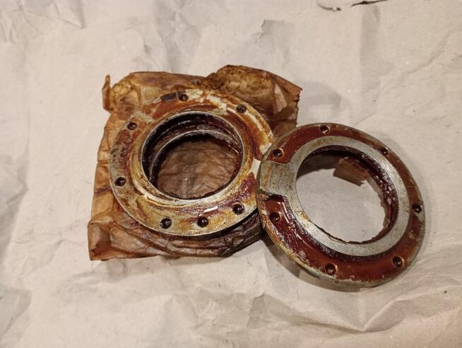 M72 Placek, Zimmering, Pierścień, dekiel, uszczelniacz dyfra