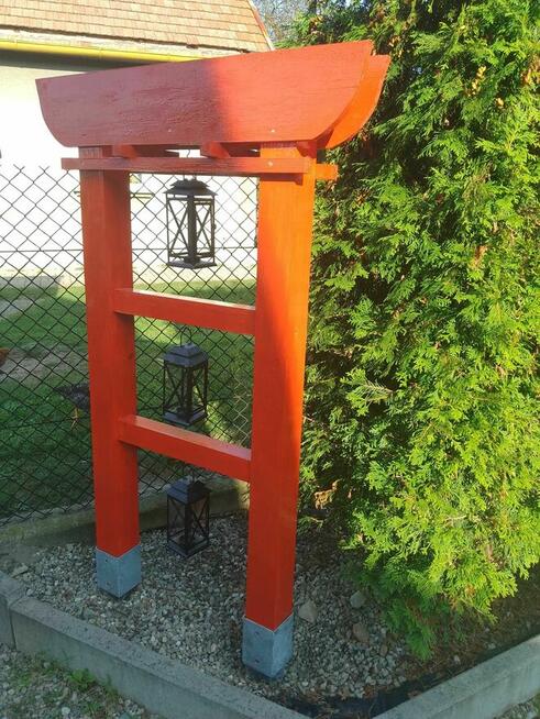 Pergola drewniana z lampionami 150 x 60 x 10 cm japońska