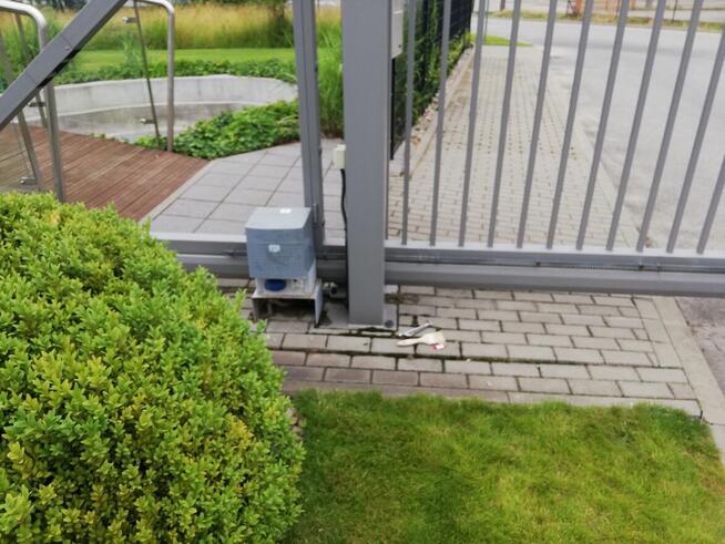 MONTAŻ I SERWIS AUTOMATYKI, NAPRAWA BRAM