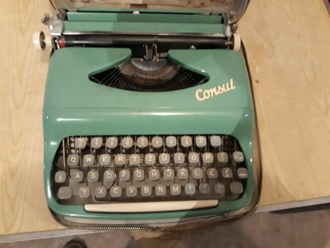 maszyna do pisania consul