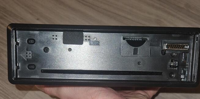 Sprzedam radio samochodowe