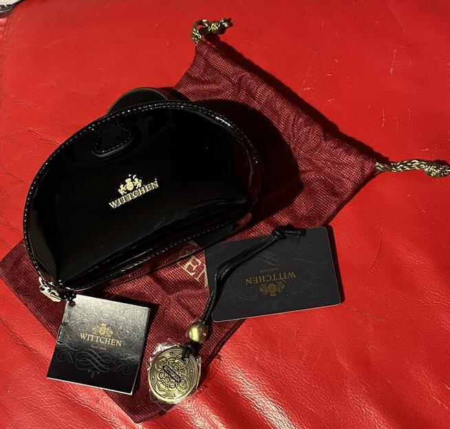 Kosmetyczka skórzana lakierowana NOWA Wittchen