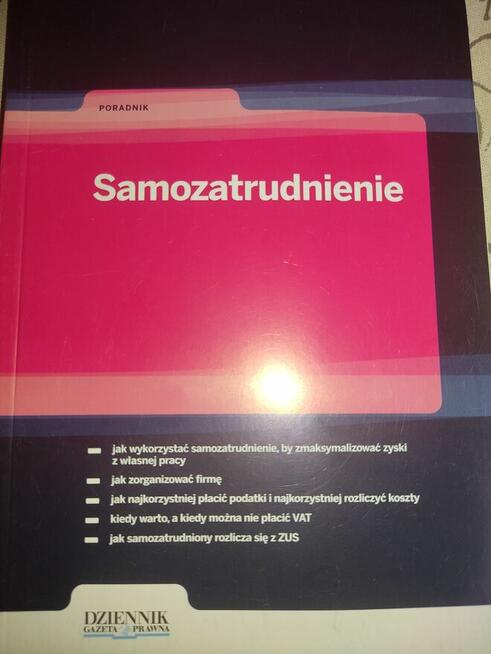 Książki działu personalnego, kadrowego