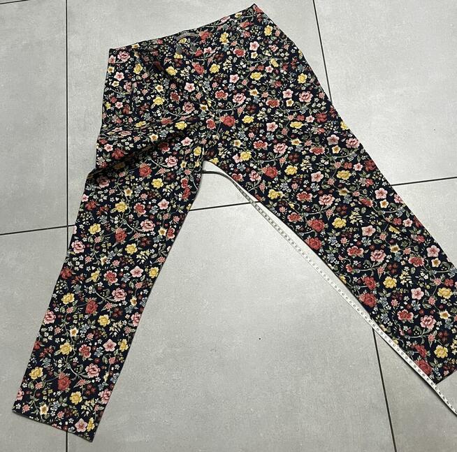 Kwieciste spodnie Orsay roz. 38