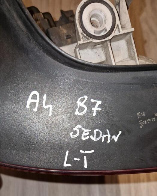 Tylny klosz Audi A4 b7 sedan, 2004 rok