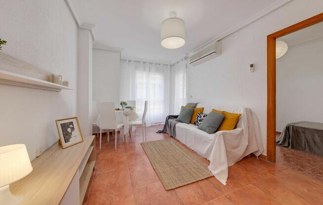 HISZPANIA-APARTAMENT 200 m od PLAŻY