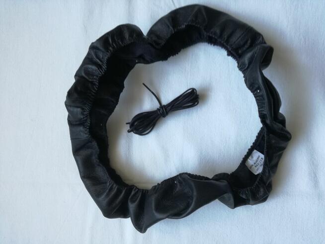 Skórzany pokrowiec na kierownicę