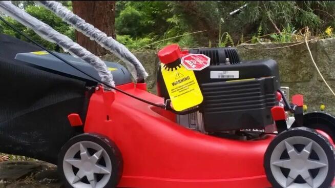 Kosiarka spalinowa LEKKA dla seniorów